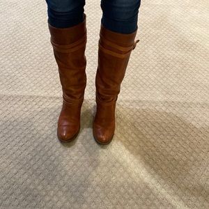 Lovely red brown Frye boots size 8